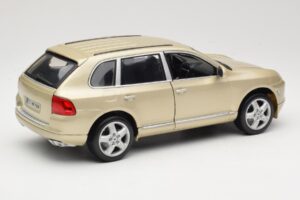 Porsche Cayenne S 955 Beżowy Maisto 1:18 WAPC2100213 Metal — zdjęcie 3 z 8