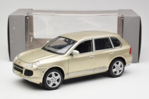 Porsche Cayenne Turbo 955 Beżowy Maisto 1:18 WAP02100113 Metal — zdjęcie 8 z 8