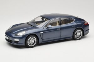 Porsche Panamera 970 S Niebieski Minichamps 1:18 WAP02100119 Metal