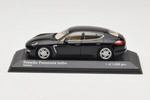 Porsche Panamera 970 Turbo Czarny Metallic Minichamps 1:43 400068271 Metal