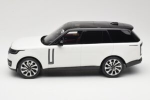 Land Rover Range Rover L460 P530 Autobiography Fuji White GT Spirit 1:18 GT533 Żywica — zdjęcie 3 z 6
