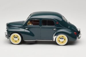 Renault 4CV Zielony Solido 1:18 8047 Metal — zdjęcie 3 z 6