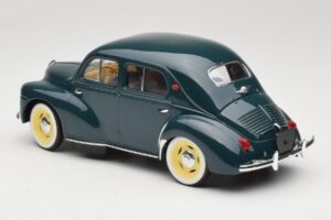 Renault 4CV Zielony Solido 1:18 8047 Metal — zdjęcie 5 z 6
