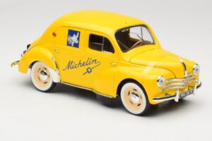 Renault 4CV Michelin Yellow Solido 1:18 82002 Metal — zdjęcie 4 z 6