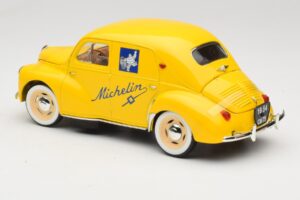 Renault 4CV Michelin Yellow Solido 1:18 82002 Metal — zdjęcie 5 z 6