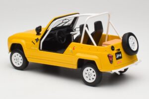 Renault 4L JP4 Jaune Tournesol Otto 1:18 OT1079 Żywica — zdjęcie 5 z 6