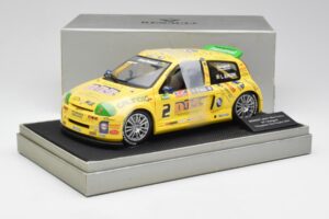 Renault Clio Sport #2 E. Rangoni Renault Clio Trophy Winner 2000 Universal Hobbies 1:18 7711218616 Metal — zdjęcie 6 z 6