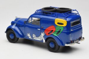 Renault Juvaquatre Michelin Blue Solido 1:18 82008 Metal — zdjęcie 6 z 8