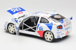 Renault Megane Maxi Rally Sanremo 1997 Anson 1:18 30379 Metal — zdjęcie 5 z 8