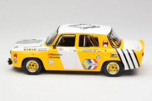 Renault R8 Gordini Gr.F 1968 Otto 1:18 OT1130 Żywica — zdjęcie 3 z 6