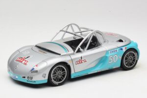 Renault Sport Spider #50 Srebrny Anson 1:18 30353 Metal