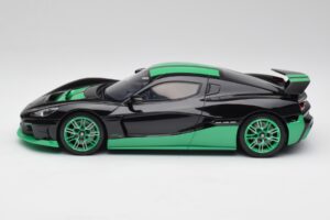Rimac Nevera Record Monochrome Czarny GT Spirit 1:18 GT916 Żywica — zdjęcie 3 z 6