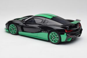 Rimac Nevera Record Monochrome Czarny GT Spirit 1:18 GT916 Żywica — zdjęcie 5 z 6