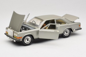 Rolls-Royce Camargue Srebrny Edycja Diamond Bburago 1:18 3001-M3 Metal — zdjęcie 2 z 8