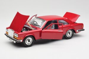 Rolls-Royce Camargue Czerwony Bburago 1:22 3001 Metal — zdjęcie 2 z 8