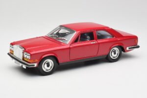 Rolls-Royce Camargue Czerwony Bburago 1:22 3001 Metal