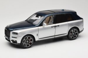 Rolls-Royce Cullinan Niebieski & Srebrny Dwukolorowy OEM 1:18 028-16B Metal