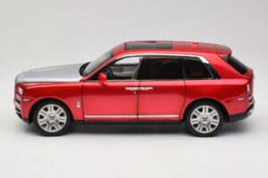 Rolls-Royce Cullinan Czerwony Z Shadow Wheels OEM 1:18 028-18A Metal — zdjęcie 4 z 8