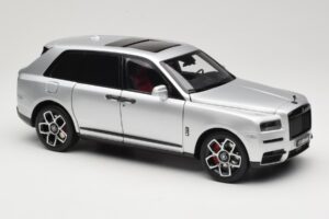 Rolls-Royce Cullinan Srebrny Z Shadow Wheels OEM 1:18 028-16A Metal — zdjęcie 6 z 8