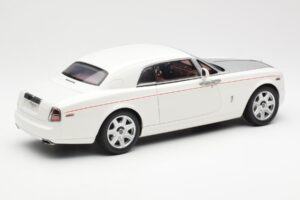 Rolls-Royce Phantom Coupe English Biały Srebrny Kyosho 1:18 08861EW Metal — zdjęcie 3 z 8