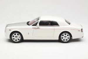 Rolls-Royce Phantom Coupe English Biały Srebrny Kyosho 1:18 08861EW Metal — zdjęcie 4 z 8