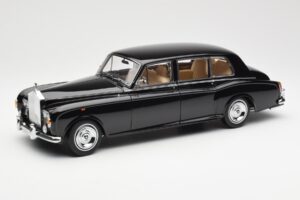 Rolls-Royce Phantom VI EWB Czarny Kyosho 1:18 08905BK Metal