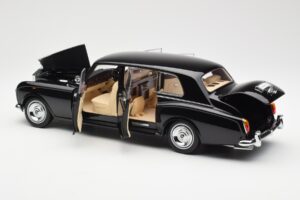 Rolls-Royce Phantom VI EWB Czarny Kyosho 1:18 08905BK Metal — zdjęcie 5 z 8