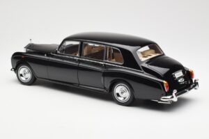 Rolls-Royce Phantom VI EWB Czarny Kyosho 1:18 08905BK Metal — zdjęcie 7 z 8