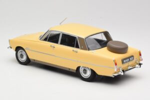 Rover 3500 V8 P6 Kremowy MCG 1:18 MCG18046 Metal — zdjęcie 5 z 6