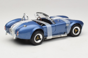 Shelby Cobra 427 S/C Niebieski Biały Pas Road Signature 1:18 92058-P2 Metal — zdjęcie 2 z 6