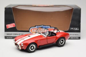Shelby Cobra 427 S/C Guardsman Red ERTL 1:18 7369 Metal — zdjęcie 8 z 8