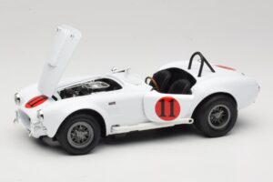 Shelby Cobra 427 S/C Biały Auto World 1:18 AWSS104 Metal — zdjęcie 2 z 8