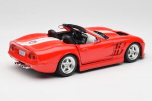 Shelby Series 1 Kabriolet Czerwony Bburago 1:18 3353 Metal — zdjęcie 3 z 8