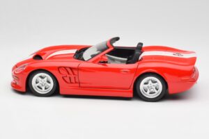 Shelby Series 1 Kabriolet Czerwony Bburago 1:18 3353 Metal — zdjęcie 4 z 8