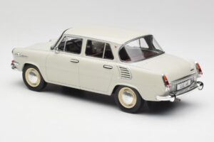Skoda 1000 MB Szary & Biały MCG 1:18 MCG18275 Metal — zdjęcie 5 z 6