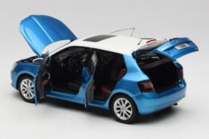 Skoda Fabia Mk3 Niebieski OEM 1:18 ZSF000004BLA Metal — zdjęcie 5 z 8