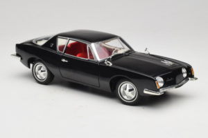 Studebaker Avanti Czarny Signature Models 1:18 STUDEBAKER001 Metal — zdjęcie 6 z 8