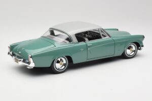 Studebaker Starliner Seafoam Zielony & Shasta Biały Maisto 1:18 31651 Metal — zdjęcie 4 z 8