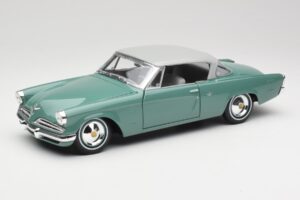 Studebaker Starliner Seafoam Zielony & Shasta Biały Maisto 1:18 31651 Metal