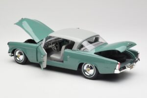 Studebaker Starliner Seafoam Zielony & Shasta Biały Maisto 1:18 31651 Metal — zdjęcie 6 z 8