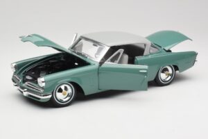 Studebaker Starliner Seafoam Zielony & Shasta Biały Maisto 1:18 31651 Metal — zdjęcie 7 z 8