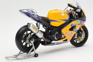 Suzuki GSX-R 1000 Team Alstare Corona Extra T. Corser WSB 2005 Minichamps 1:12 122052211 Metal — zdjęcie 3 z 6