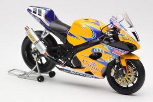 Suzuki GSX-R 1000 Team Alstare Corona Extra T. Corser WSB 2005 Minichamps 1:12 122052211 Metal — zdjęcie 4 z 6