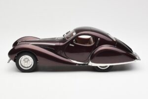 Talbot-Lago T150 C-SS Figoni & Falaschi Teardrop Ciemny Bordowy Metaliczny CMC 1:18 M-179 Metal — zdjęcie 3 z 6