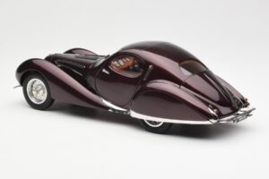 Talbot-Lago T150 C-SS Figoni & Falaschi Teardrop Ciemny Bordowy Metaliczny CMC 1:18 M-179 Metal — zdjęcie 4 z 6