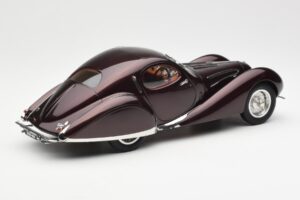 Talbot-Lago T150 C-SS Figoni & Falaschi Teardrop Ciemny Bordowy Metaliczny CMC 1:18 M-179 Metal — zdjęcie 5 z 6