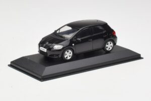Toyota Auris E150 Czarny Minichamps 1:43 TOYOTA004 Metal — zdjęcie 2 z 4