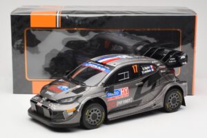 Toyota GR Yaris Rally1 #17 Toyota Gazoo Racing WRT S. Ogier / V. Landais Rally Finland 2024 IXO 1:18 18RMC216 Metal — zdjęcie 6 z 6