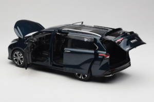 Toyota Granvia Ciemnoniebieski OEM 1:18 FCL22GR803 Metal — zdjęcie 5 z 8