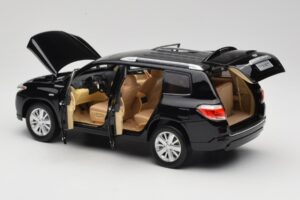 Toyota Highlander XU40 Czarny Paudi Model 1:18 2043612-B1 Metal — zdjęcie 5 z 8